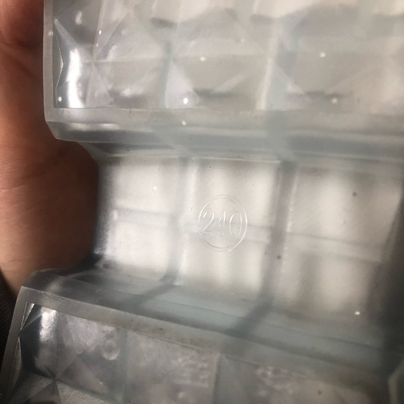 New NWOT silver crystal shiny shimmer sneaker size 240 size 7 rhinestone - Picture 5 of 5